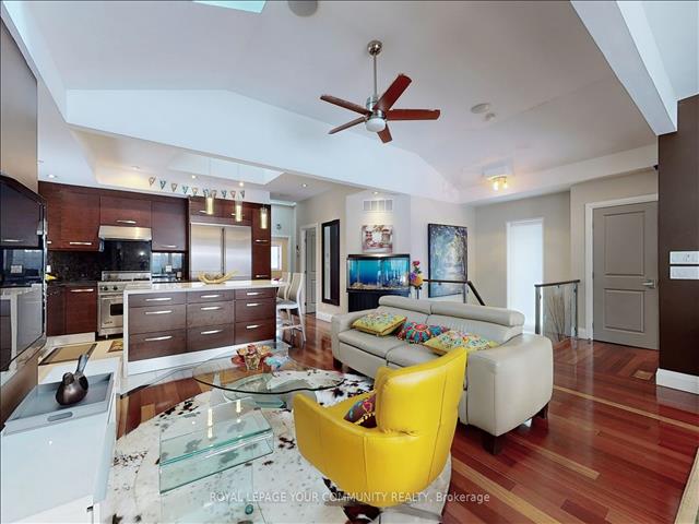 25 Alderdale Crt