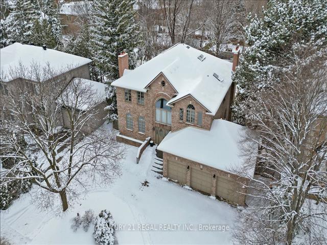 78 Gerald St W