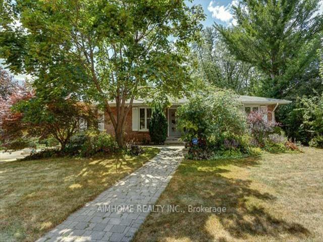 48 Bannatyne Dr
